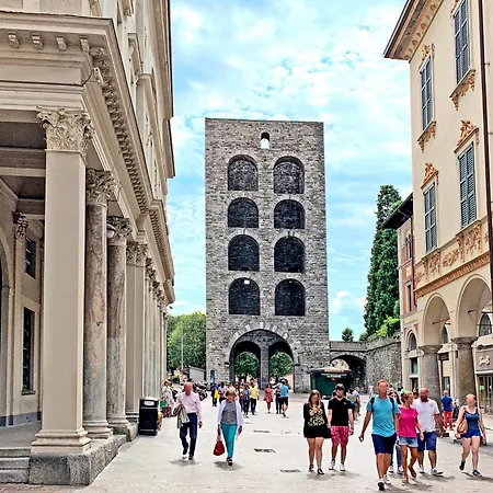 Casa Torre Centro * Como